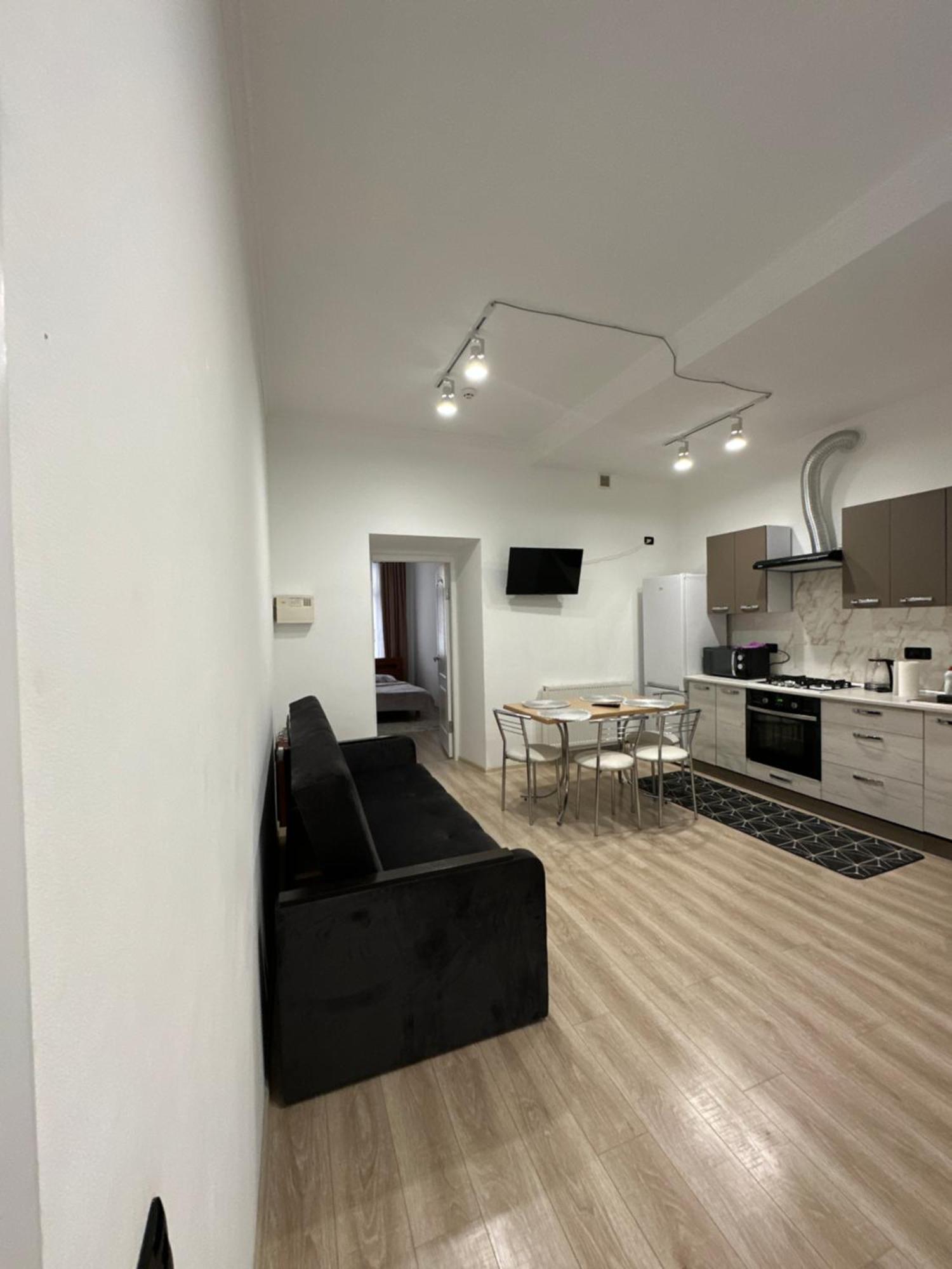 Levvv Apartment Lemberg Exterior foto